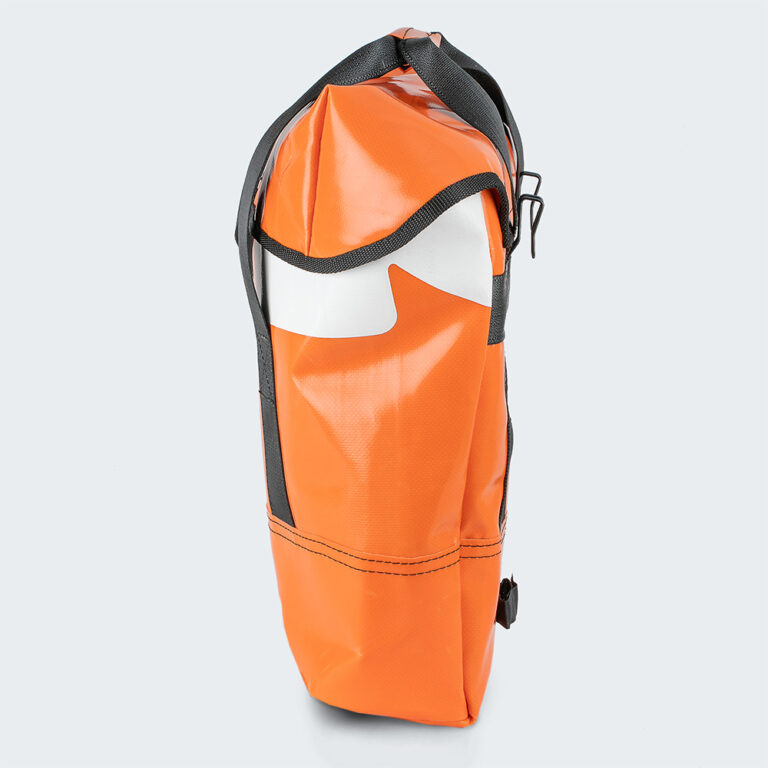 väska återbruk lastbilskapell cykelväska